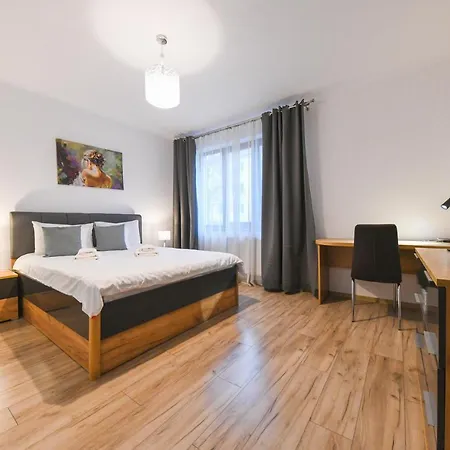 Spacious And Quiet 2 Bedroom Lejlighed *