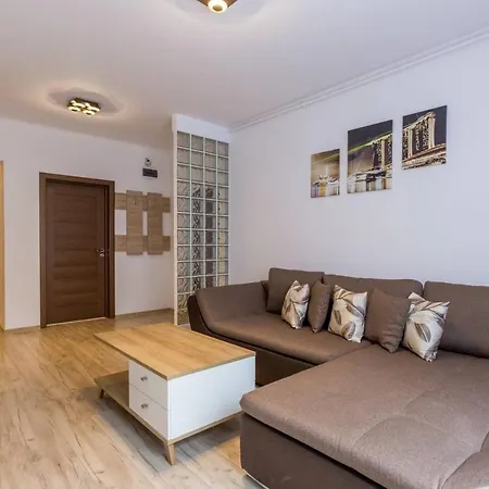 Apartment Spacious And Quiet 2 Bedroom Cluj-Napoca