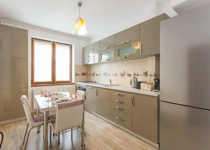 Spacious And Quiet 2 Bedroom Apartment Cluj-Napoca