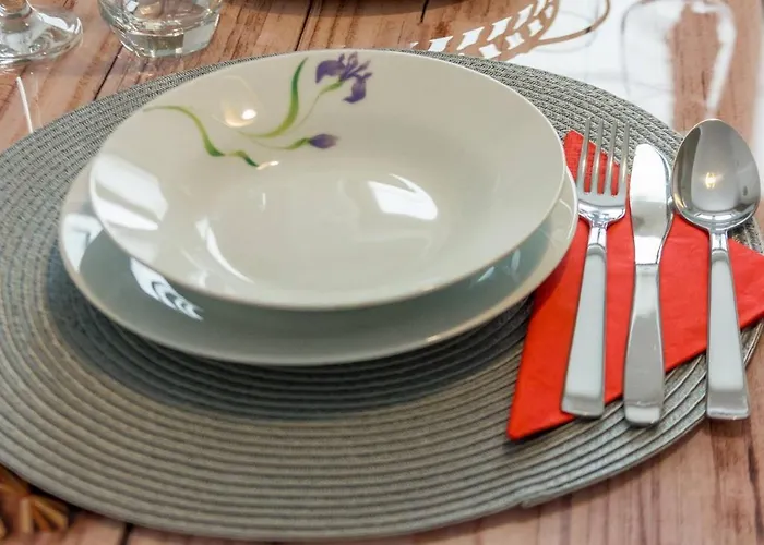 Apartment Spacious And Quiet 2 Bedroom