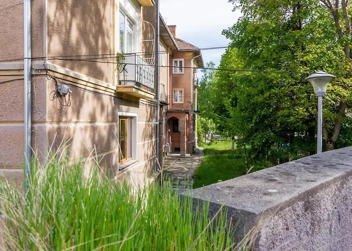 Spacious And Quiet 2 Bedroom Apartment Cluj-Napoca