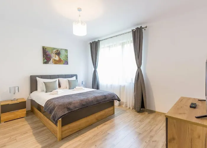 Lägenhet Spacious And Quiet 2 Bedroom Cluj-Napoca